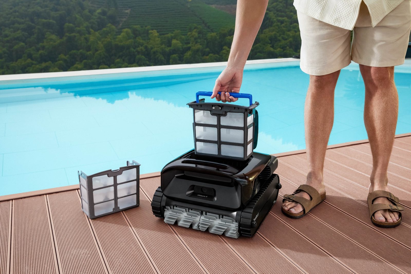Beatbot AquaSense 2 Pro Poolroboter – 5 - in - 1 Reinigung mit KI - Navigation - Hytek Pool Shop